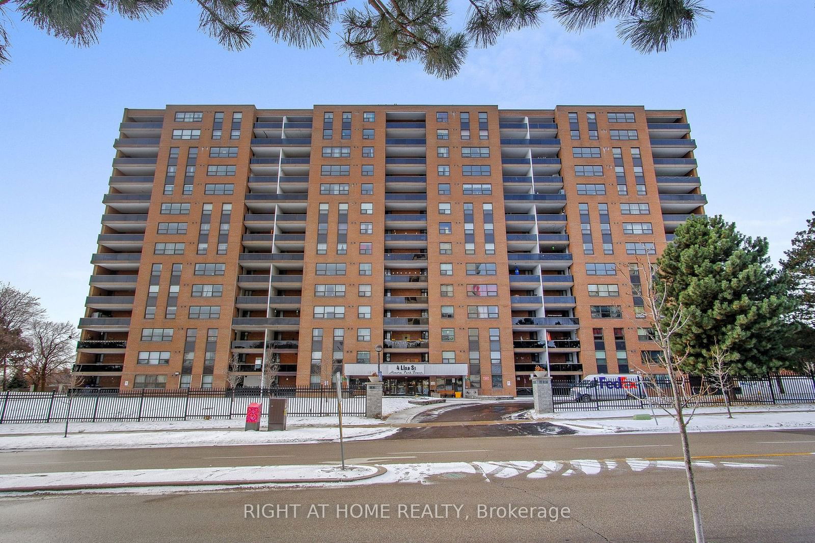 4 Lisa St, unit 712 for sale