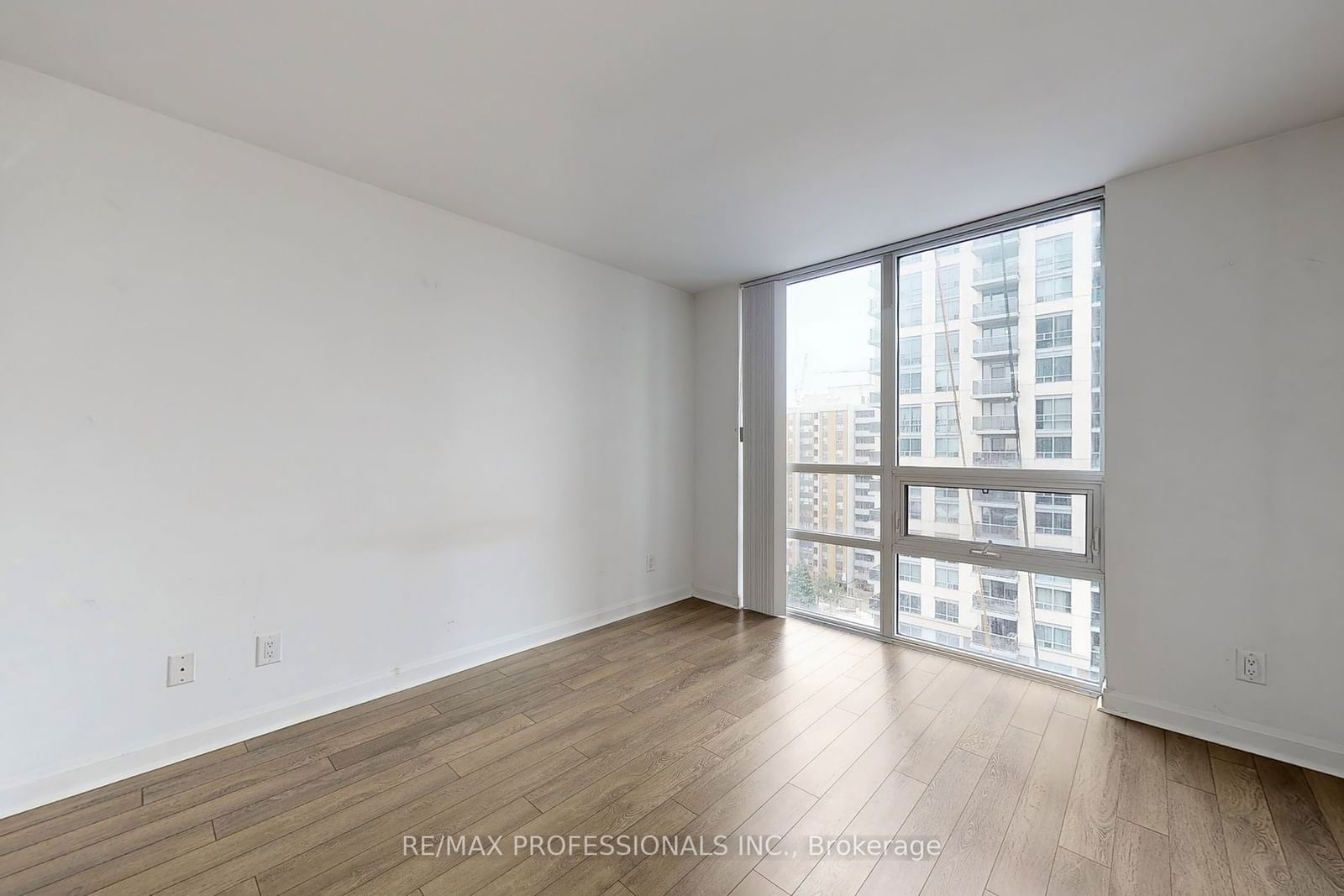 1 Michael Power Pl, unit 1012 for rent