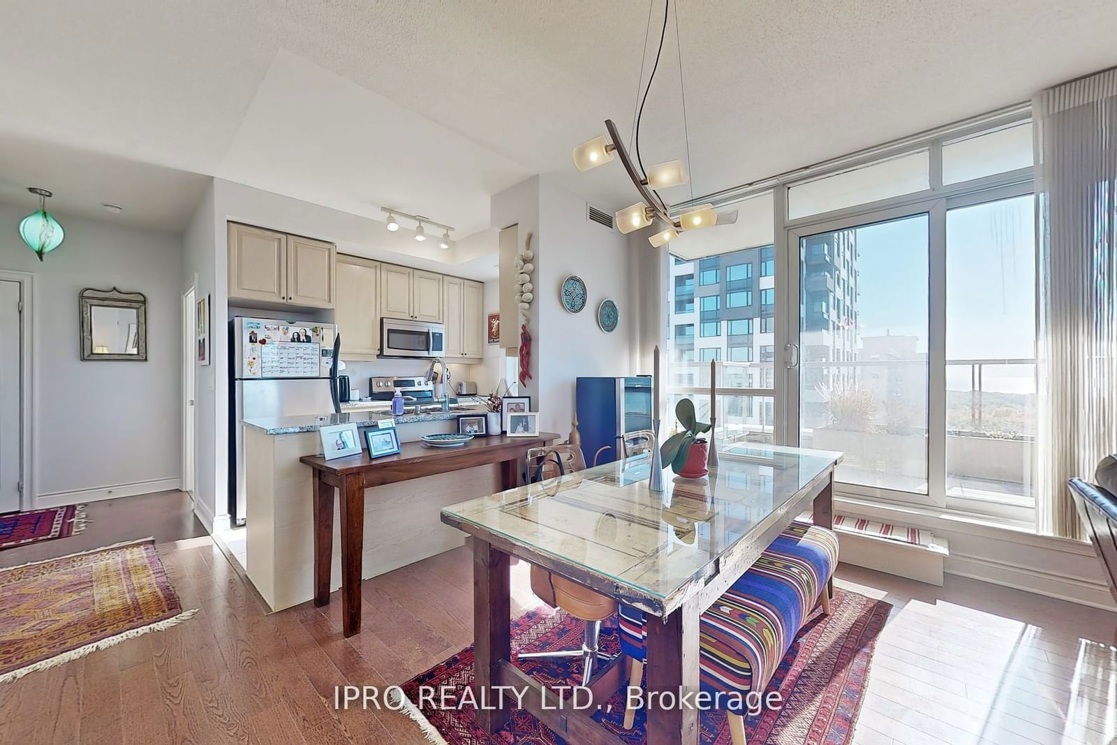 70 High Park Ave, unit 1804 for sale