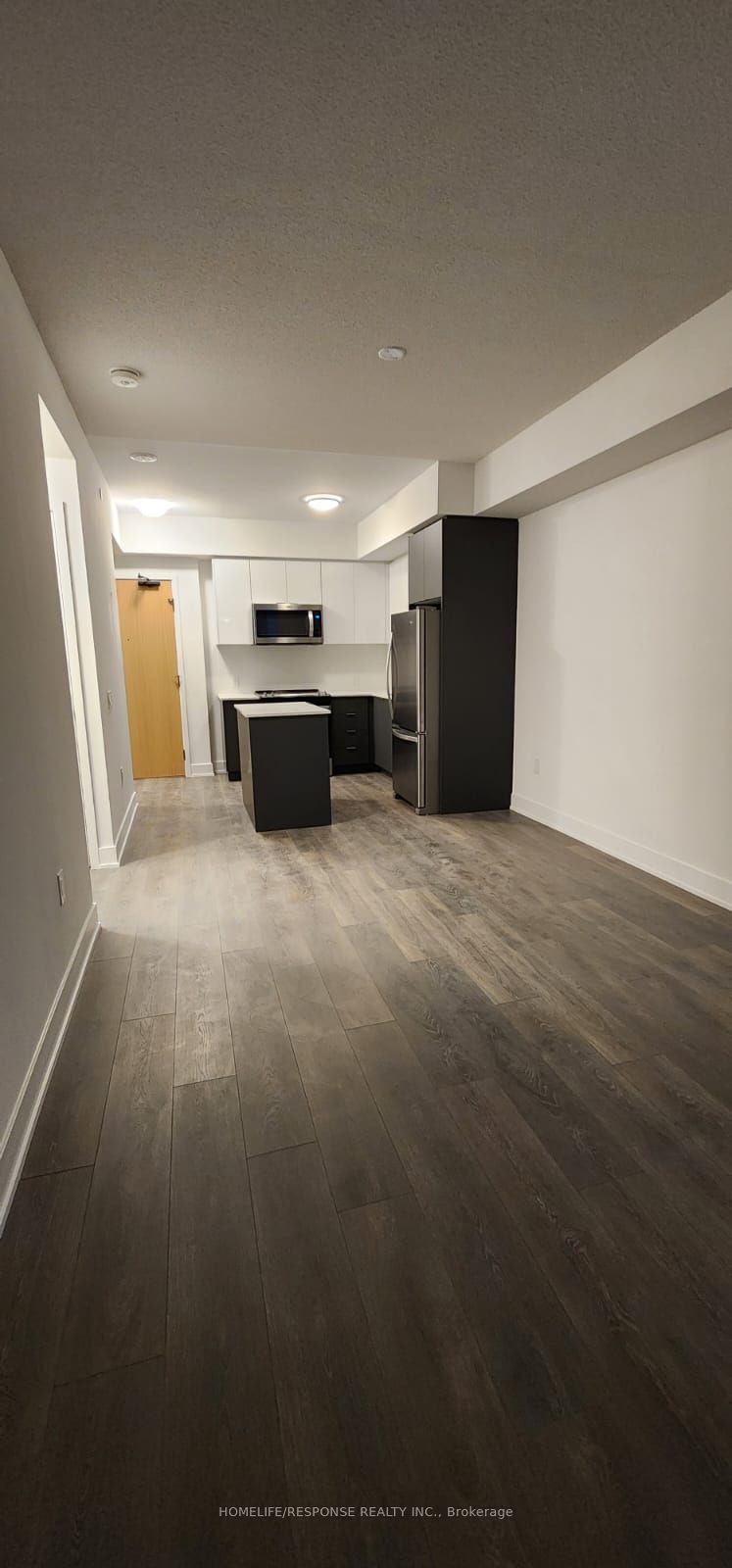 204 BURNHAMTHORPE Rd E, unit 1203 for rent