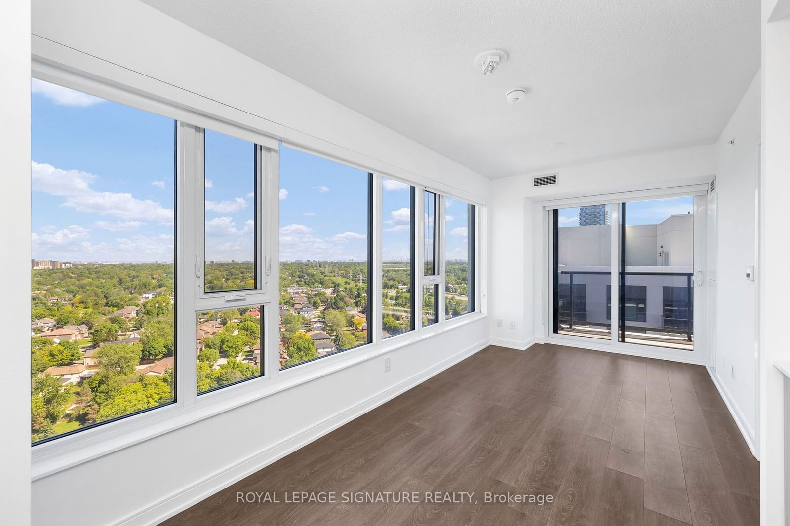 30 Samuel Wood Way, unit 2204 for sale