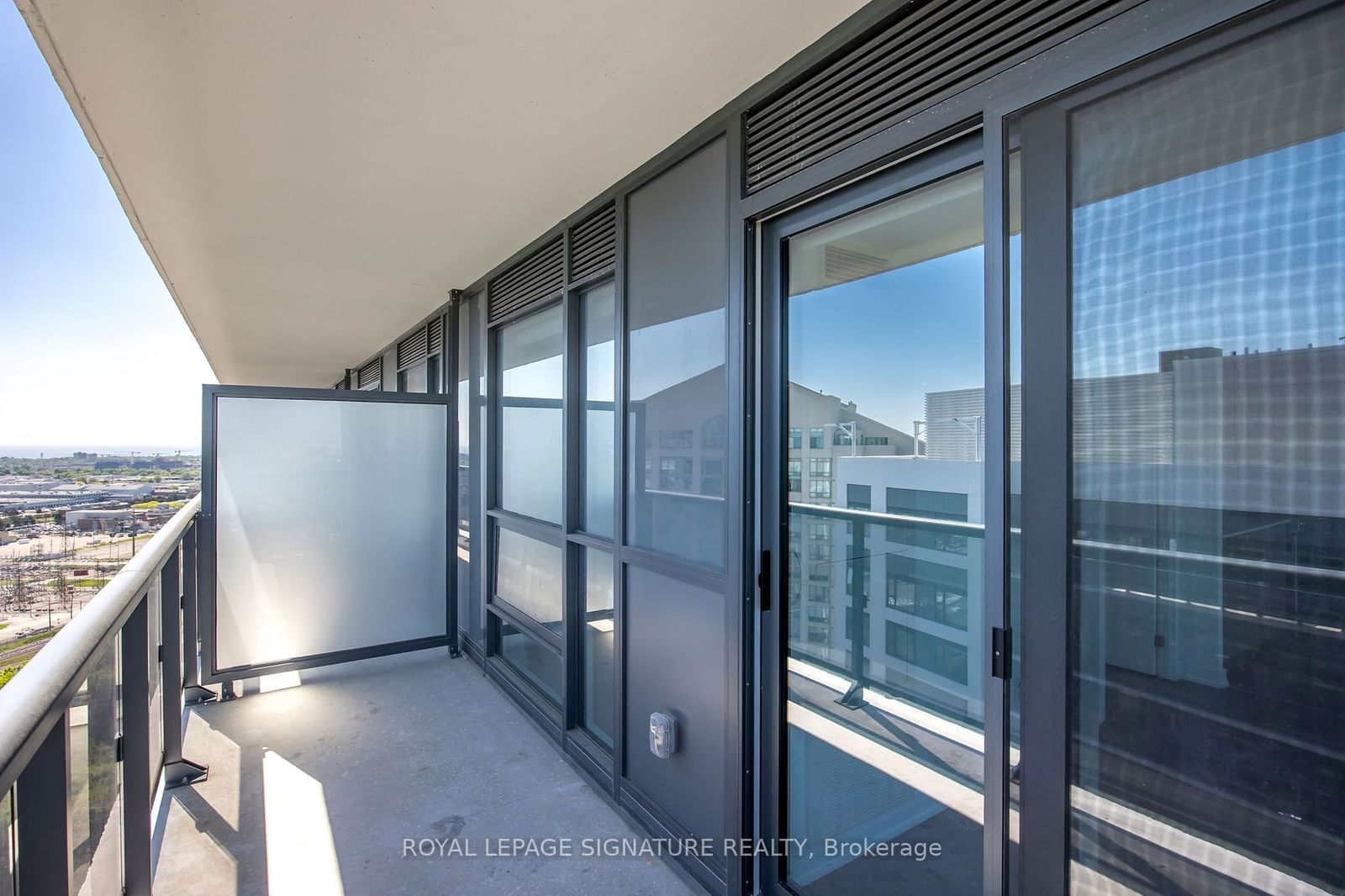 30 Samuel Wood Way, unit 2204 for sale