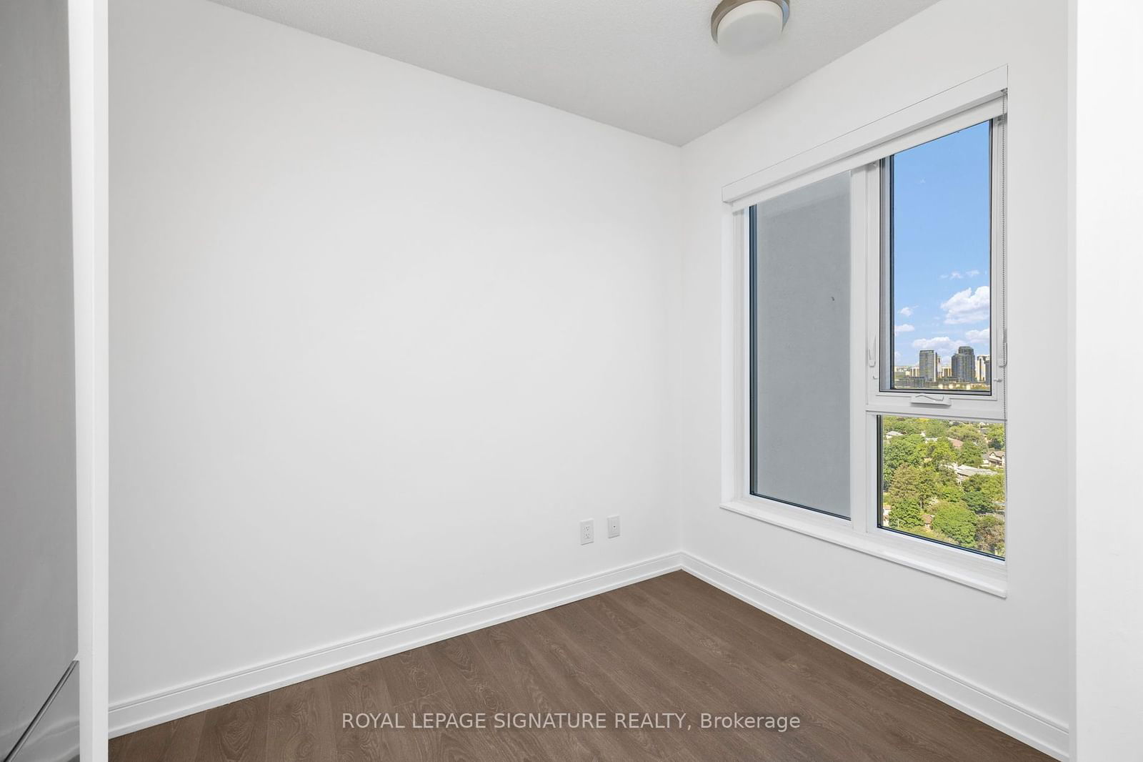 30 Samuel Wood Way, unit 2204 for sale