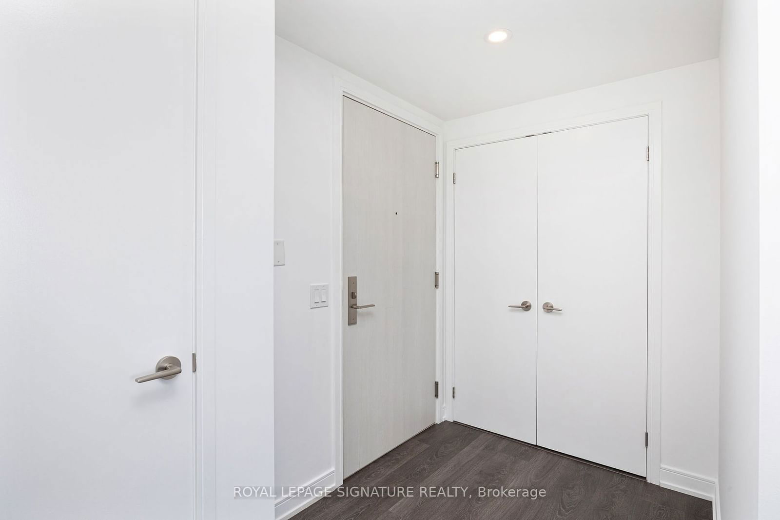 30 Samuel Wood Way, unit 2204 for sale