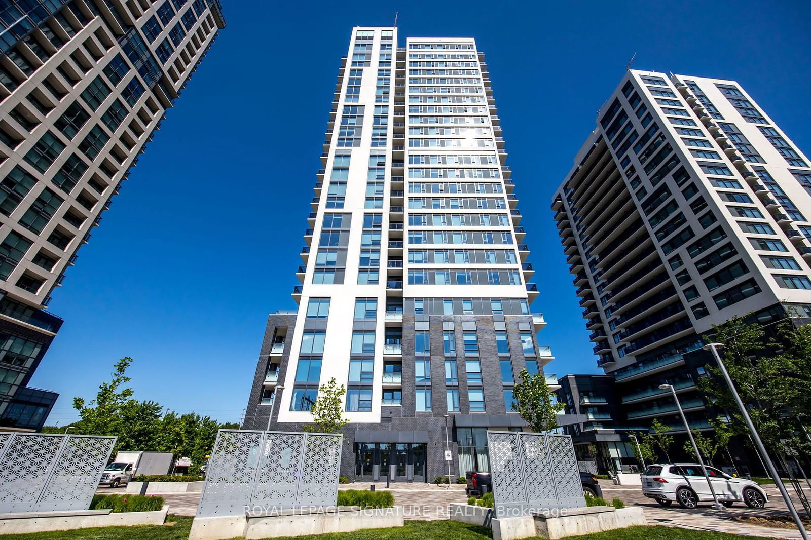 30 Samuel Wood Way, unit 2204 for sale