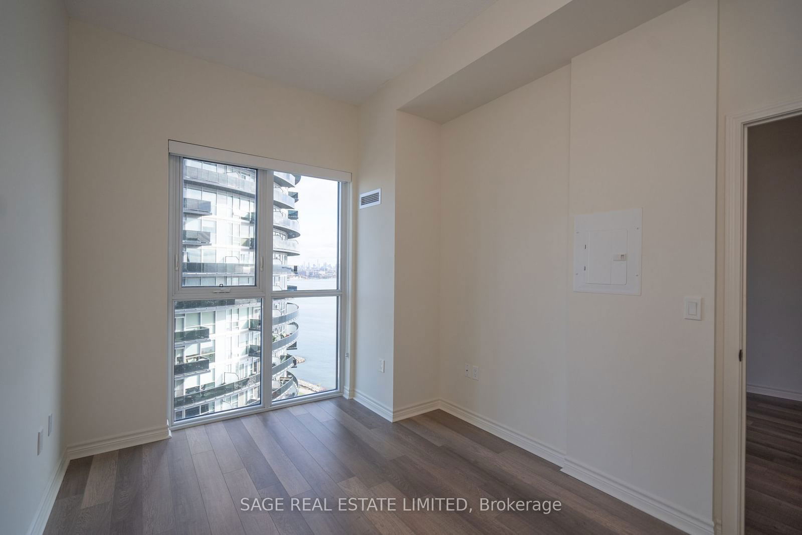 39 Annie Craig Dr, unit Ph11 for rent