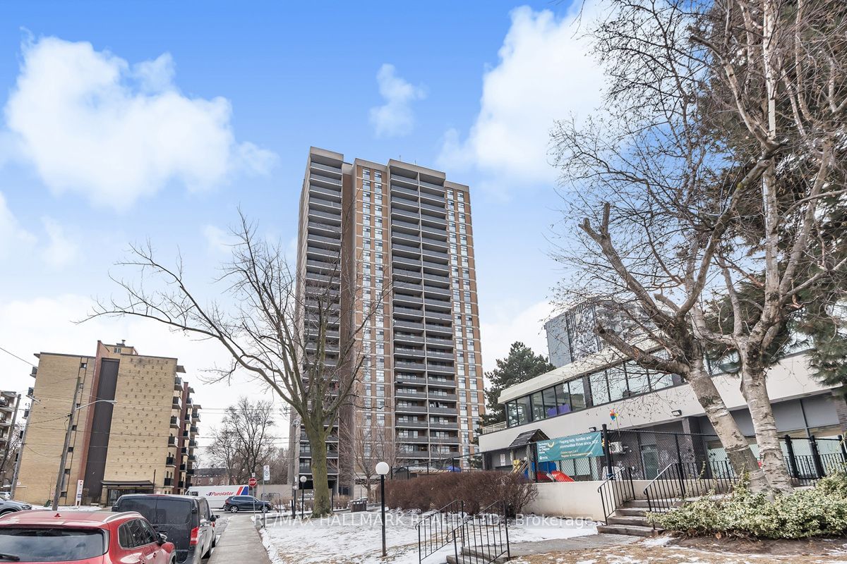 135 Marlee Avenue Condos, York Crosstown, Toronto