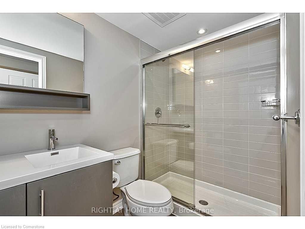 457 Plains Rd E, unit 203 for rent