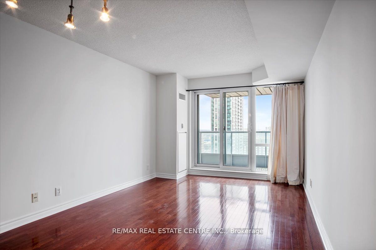 1 Elm Dr, unit 2209 for rent