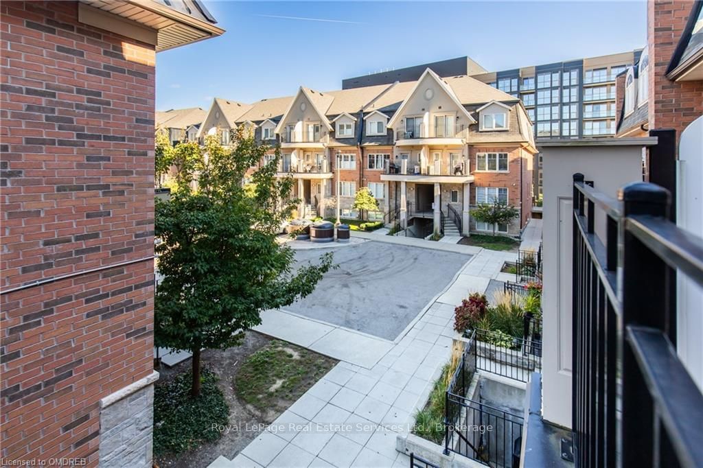 Harmony Village Townhomes, Oakville, Toronto