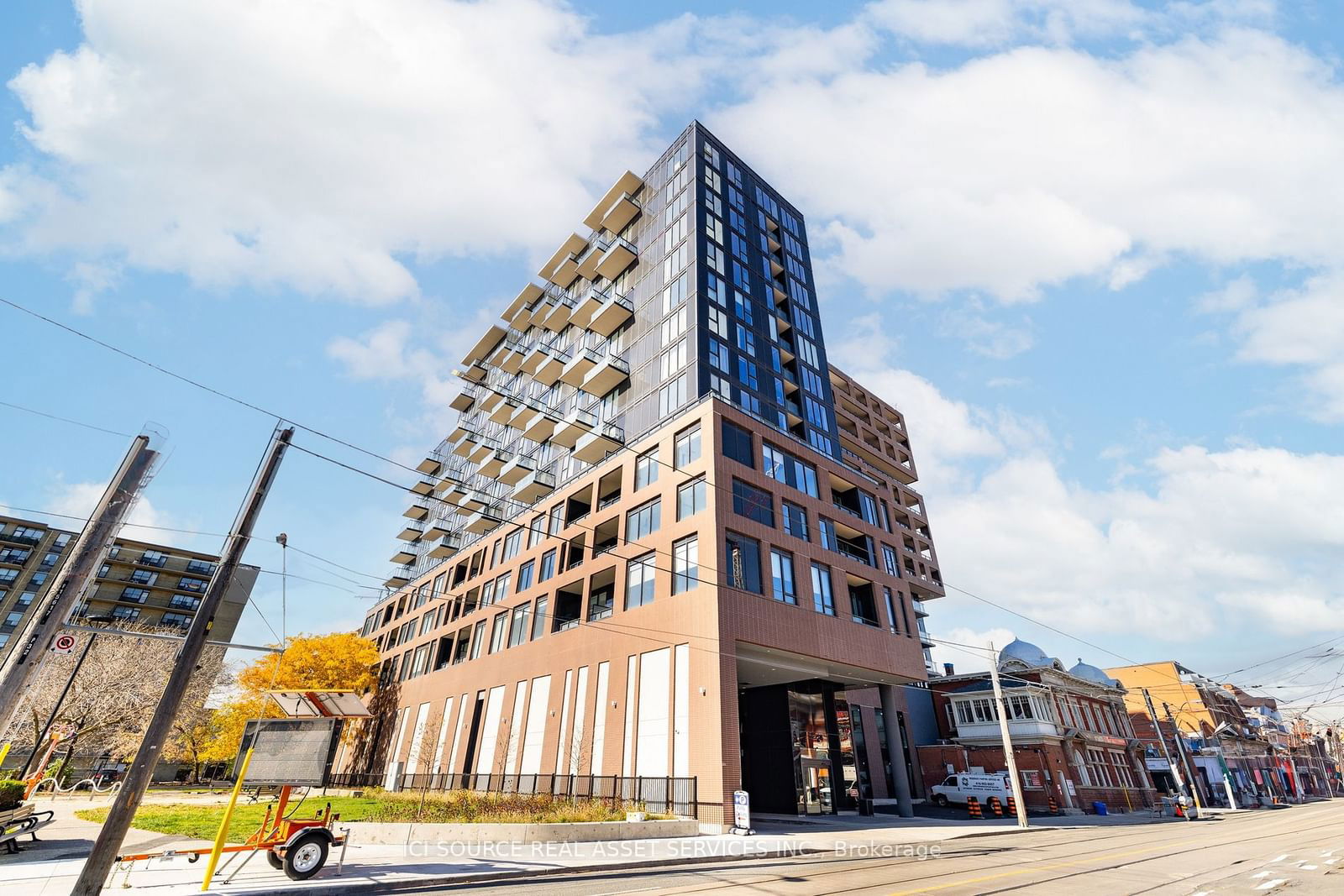 270 Dufferin St, unit 1001 for rent