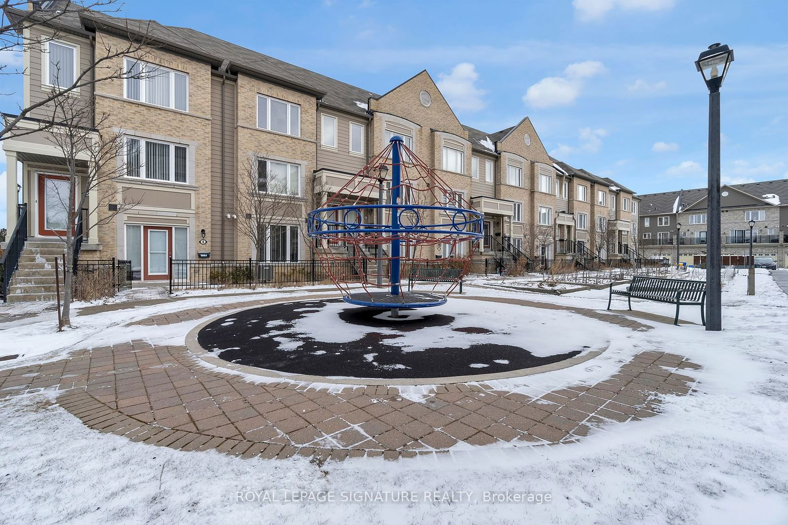 Hazelton Place Townhomes, Mississauga, Toronto