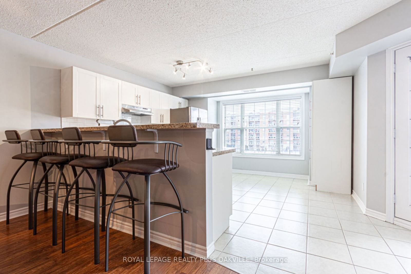 2055 Appleby Line, unit 311 for sale