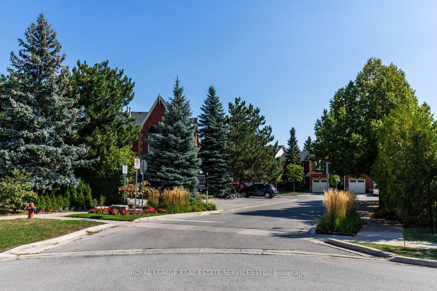 2004 & 2206 Glenada Crescent Townhomes, Oakville, Toronto