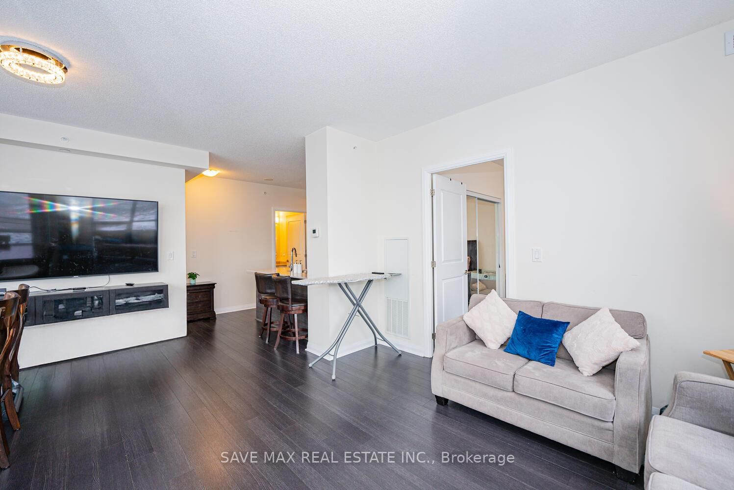 5033 Four Springs Ave, unit 1214 for sale