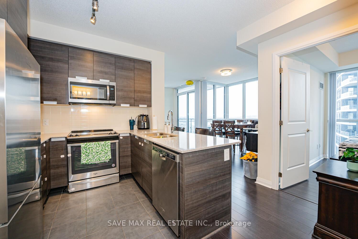 5033 Four Springs Ave, unit 1214 for sale