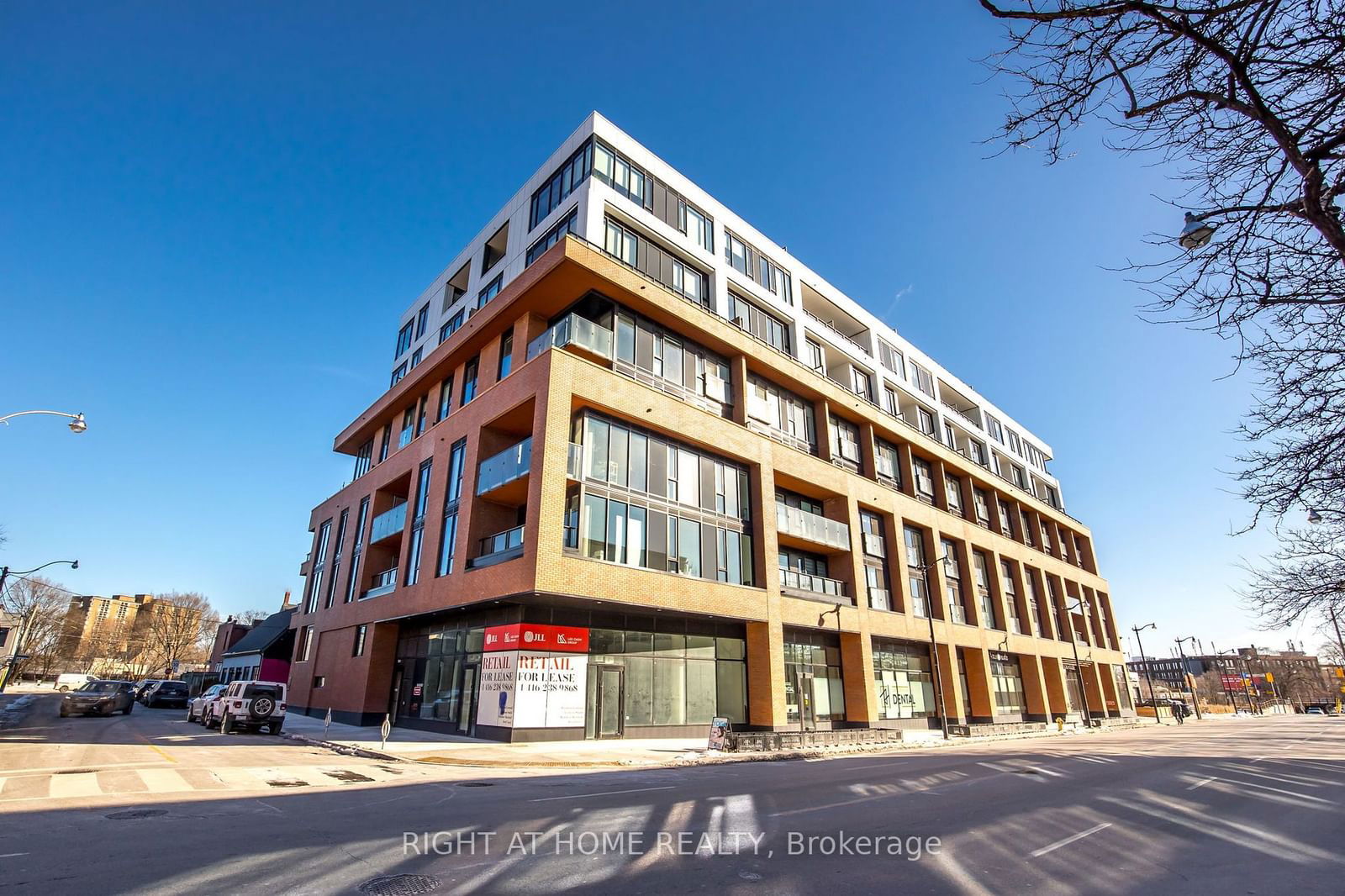 2720 Dundas St W, unit 314 for rent