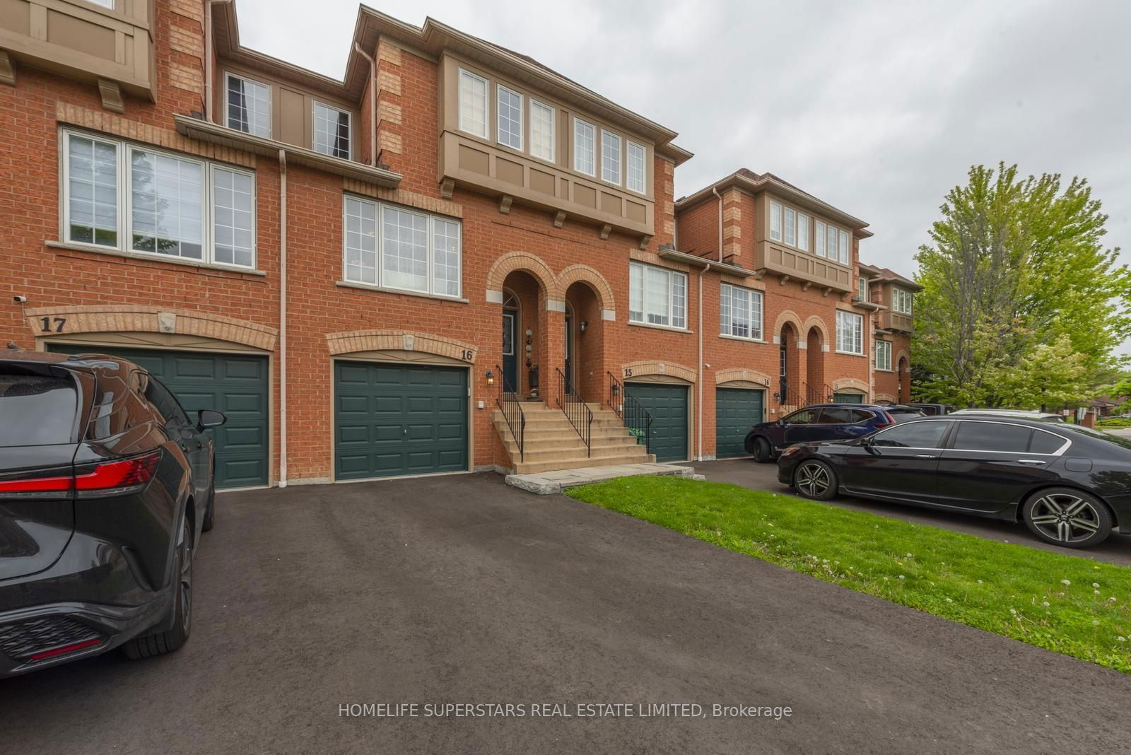 Cedarglen Gate Townhomes, Mississauga, Toronto