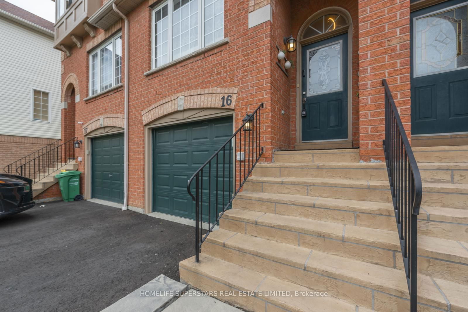 Cedarglen Gate Townhomes, Mississauga, Toronto