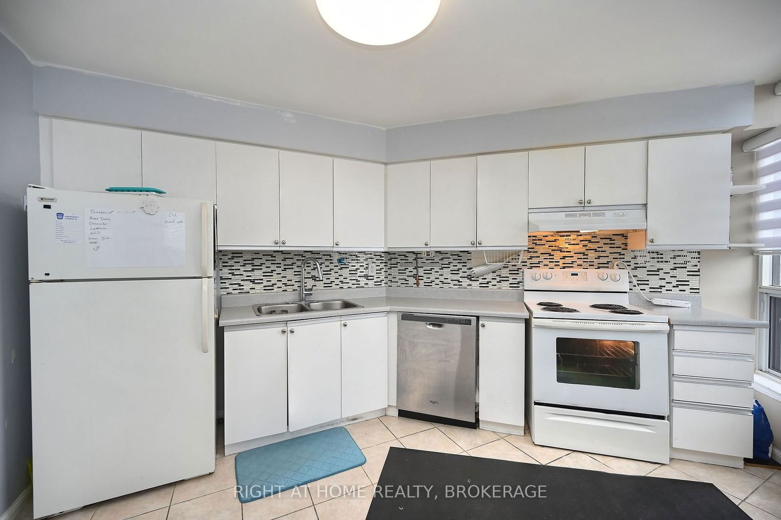 10 Laurelcrest St, unit 207 for rent