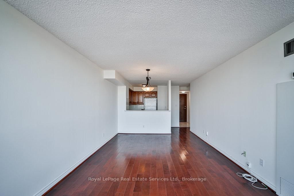 1276 Maple Crossing Blvd W, unit 1208 for sale