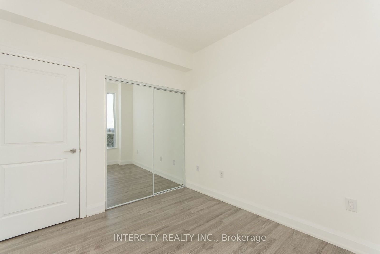 2800 Keele St, unit 320 for rent