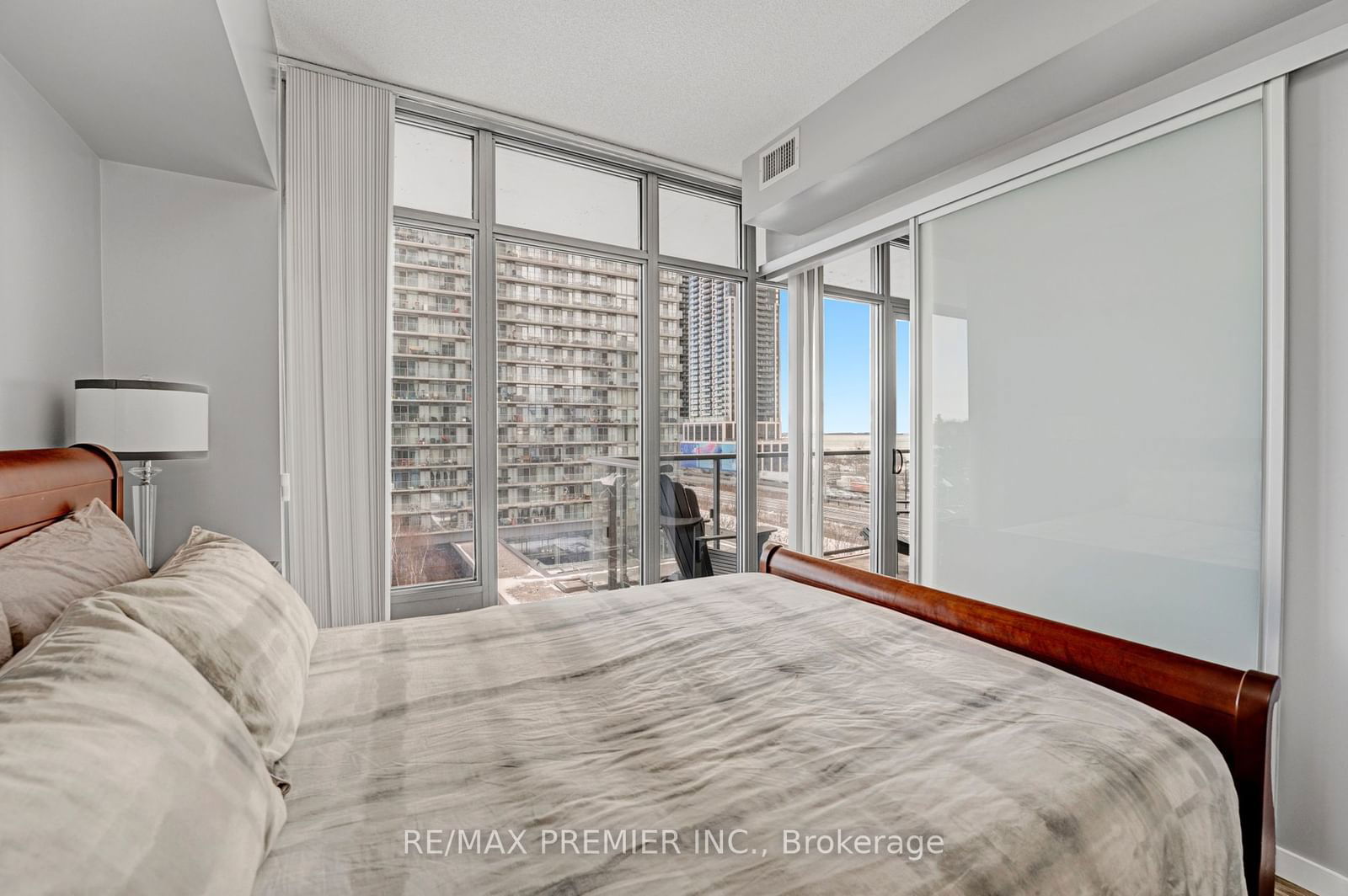 105 The Queensway, unit 714 for sale