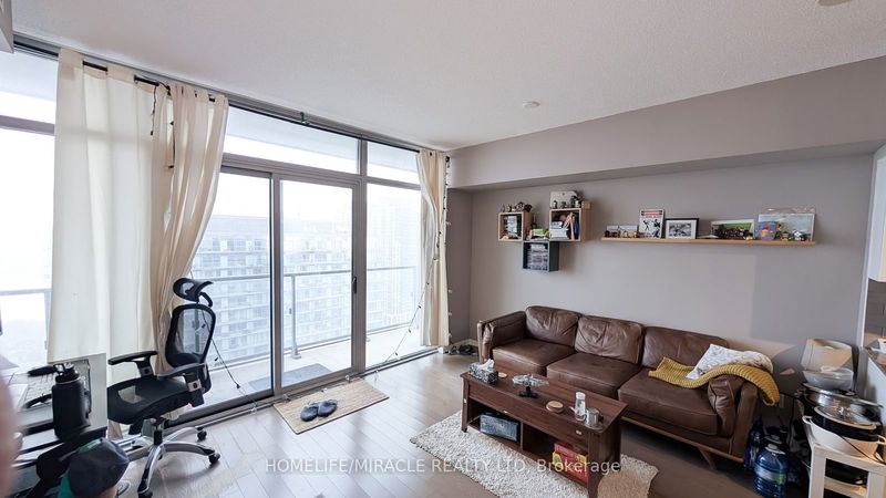 105 The Queensway, unit 3012 for sale