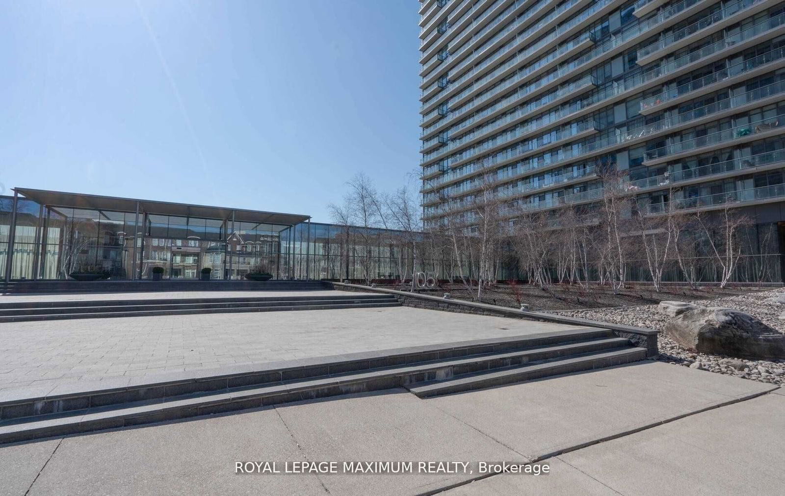 105 The Queensway Ave, unit 2913 for rent