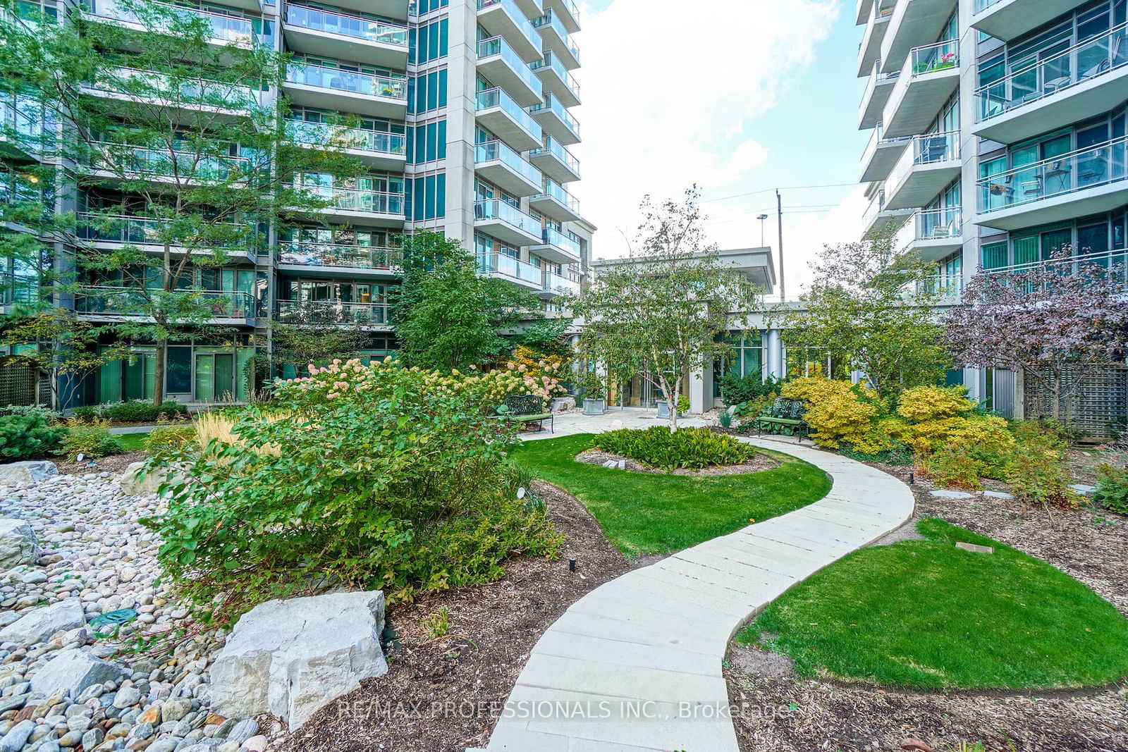 2121 Lake Shore Blvd W, unit 1506 for sale