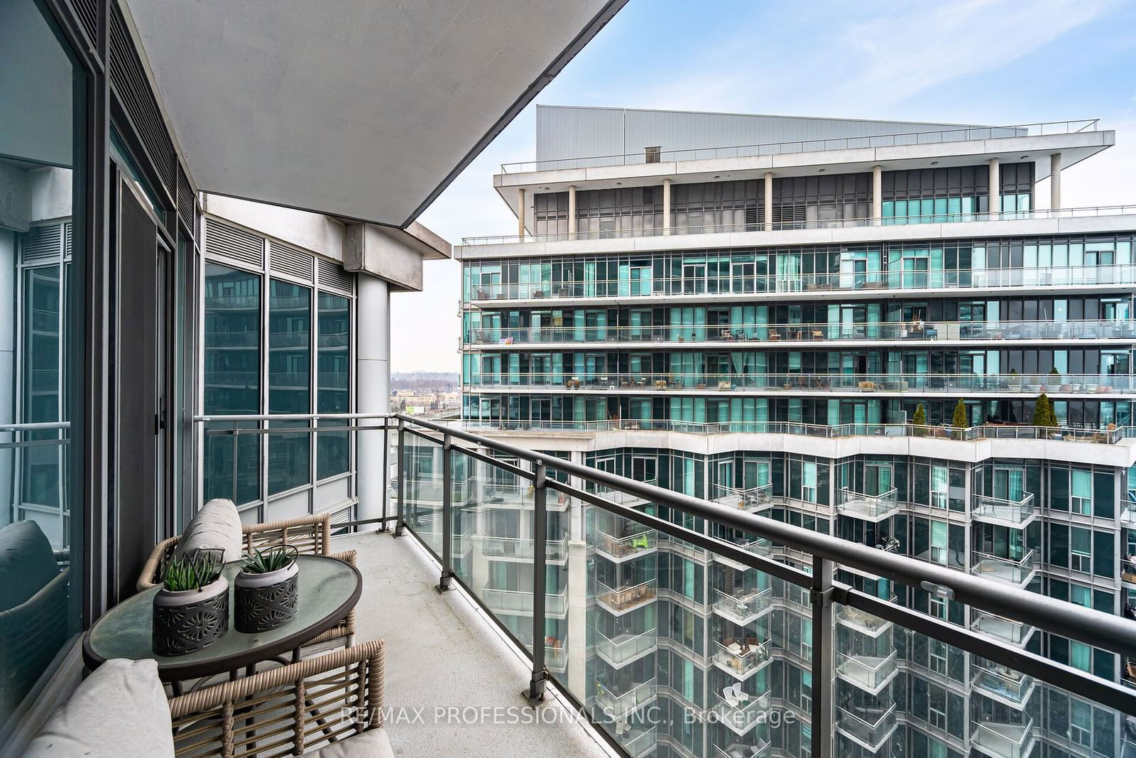 2121 Lake Shore Blvd W, unit 1506 for sale