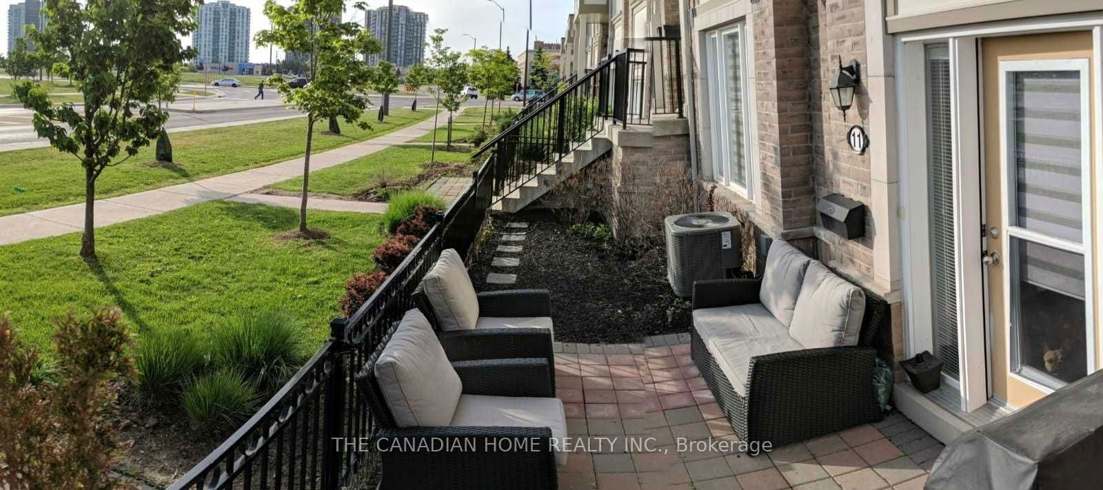 Hazelton Place Townhomes, Mississauga, Toronto