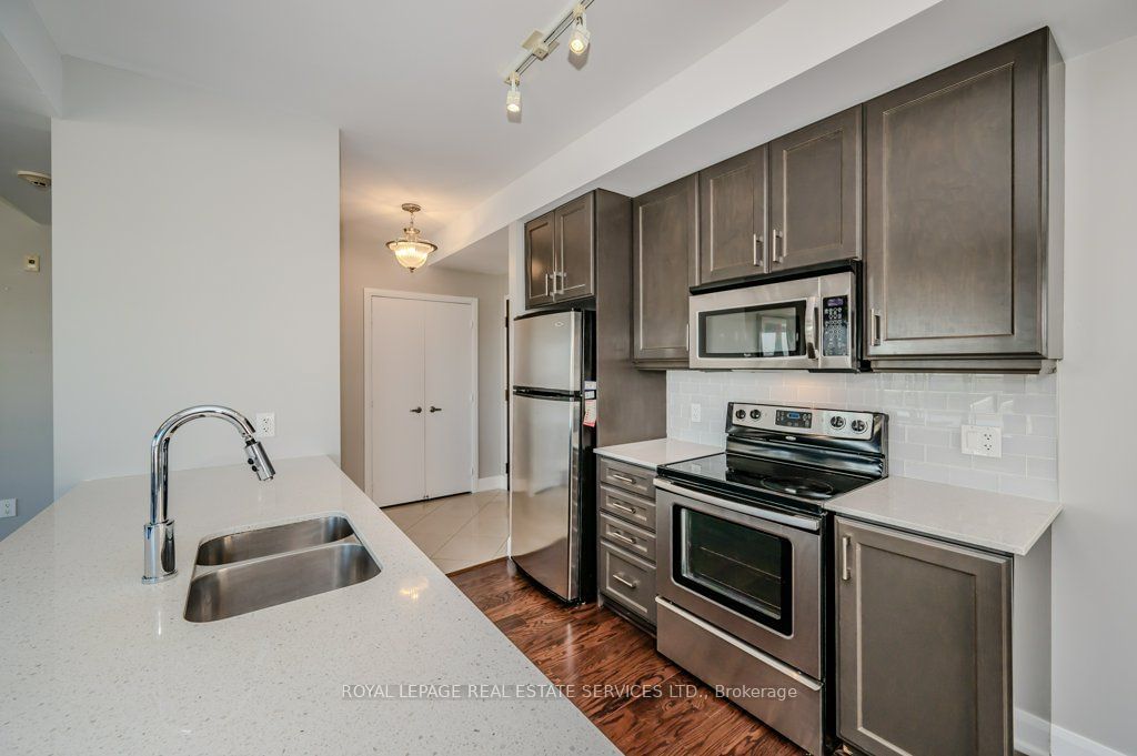 2470 Prince Michael Dr, unit 504 for sale