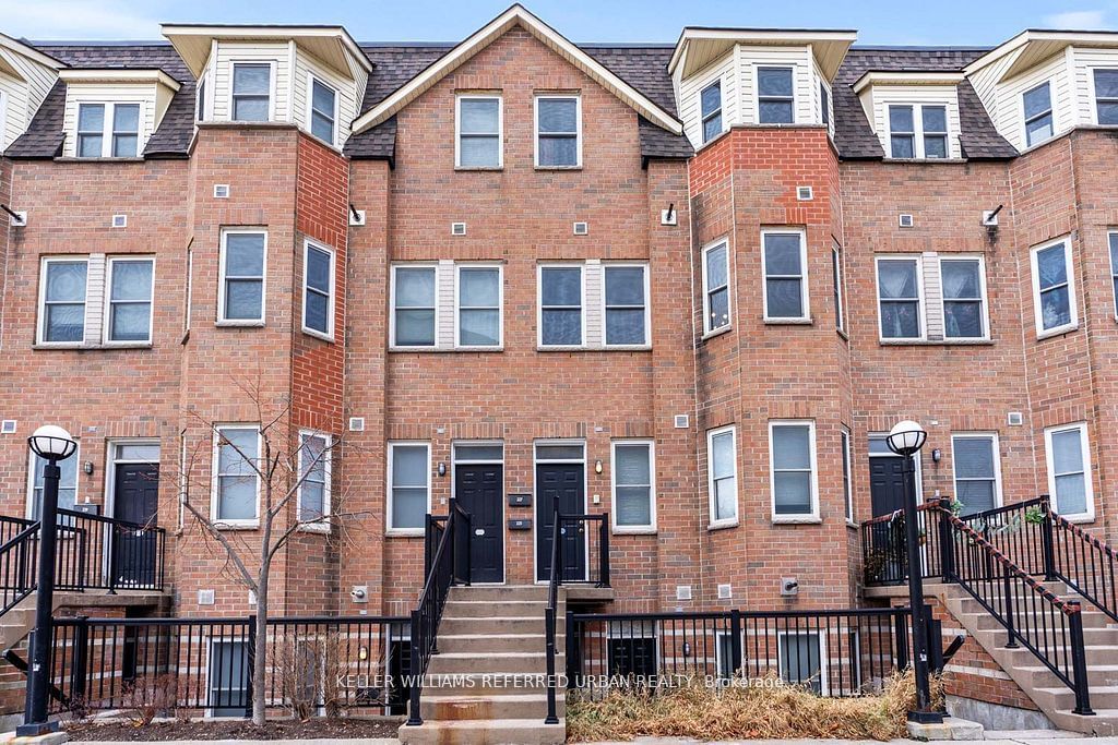 760 Lawrence Ave W, unit 225 for sale