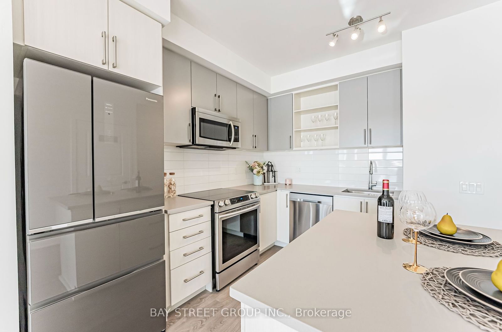 4699 Glen Erin Dr, unit 206 for sale