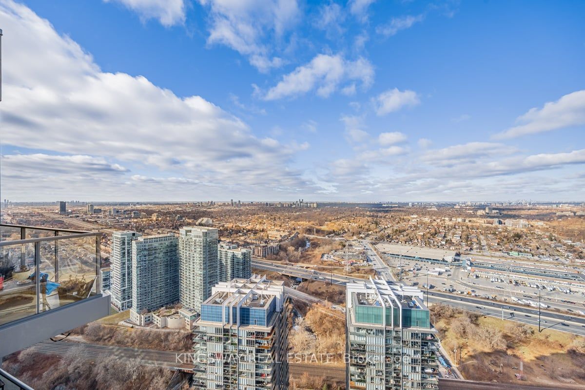 36 Park lawn Rd, unit PH 4407 for sale