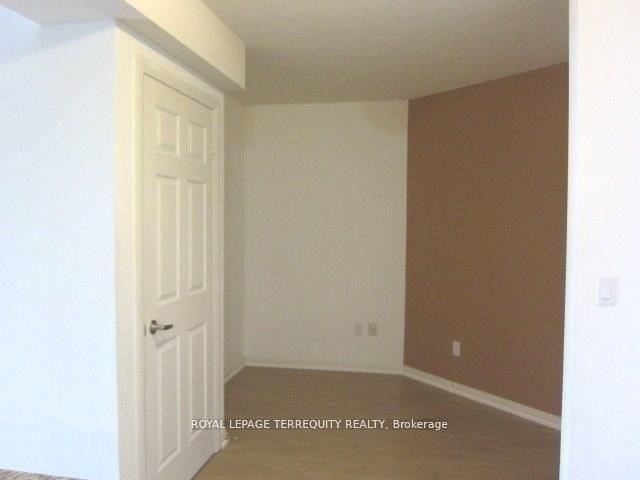 220 Forum Dr, unit 803 for rent