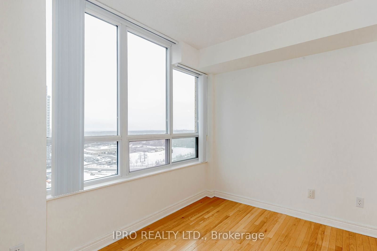 156 Enfield Pl, unit 2007 for rent