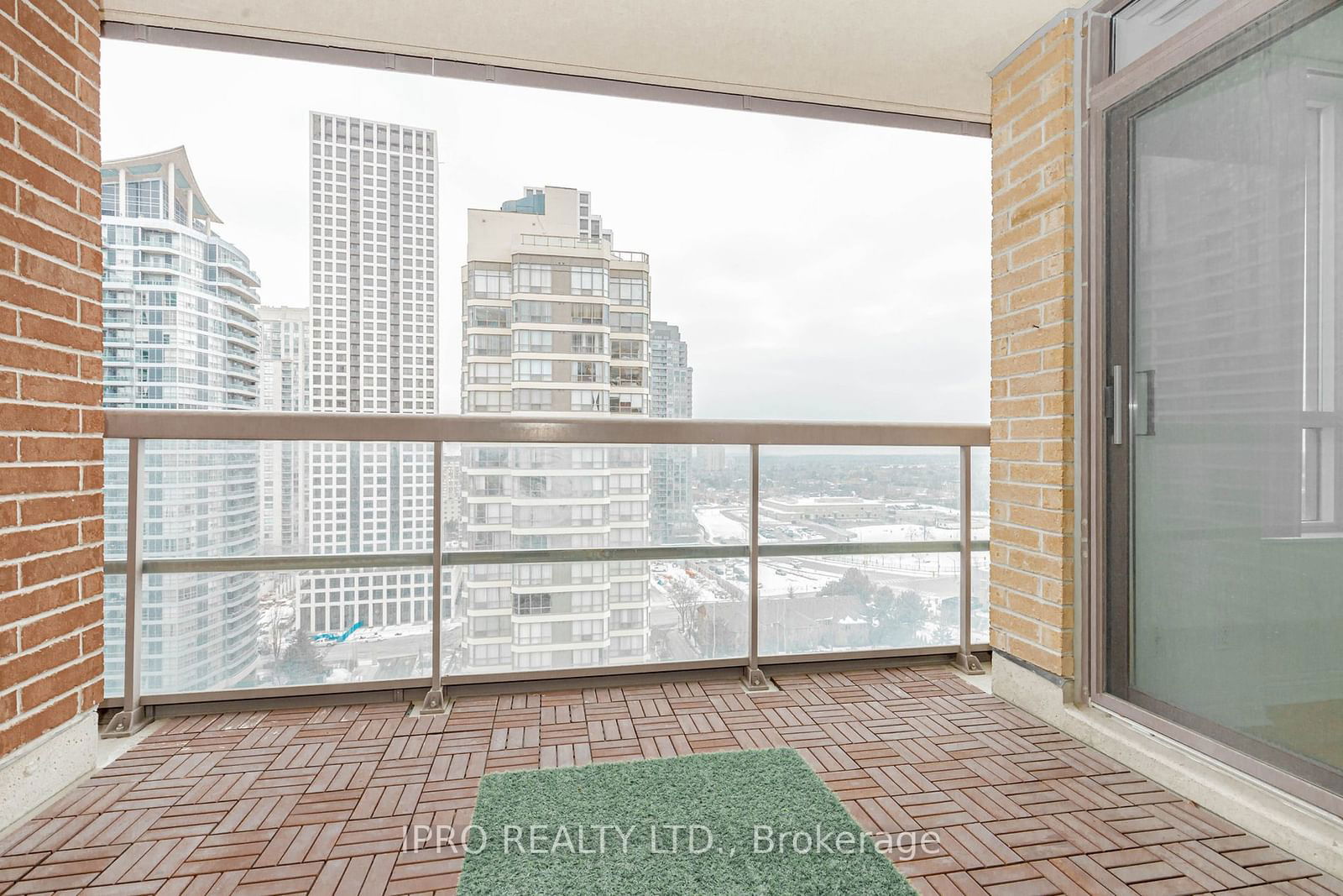 156 Enfield Pl, unit 2007 for rent