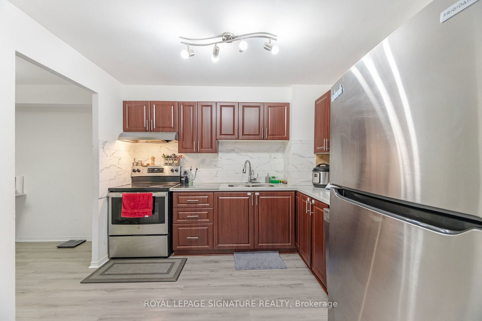 155 Hillcrest Ave, unit 1414 for sale