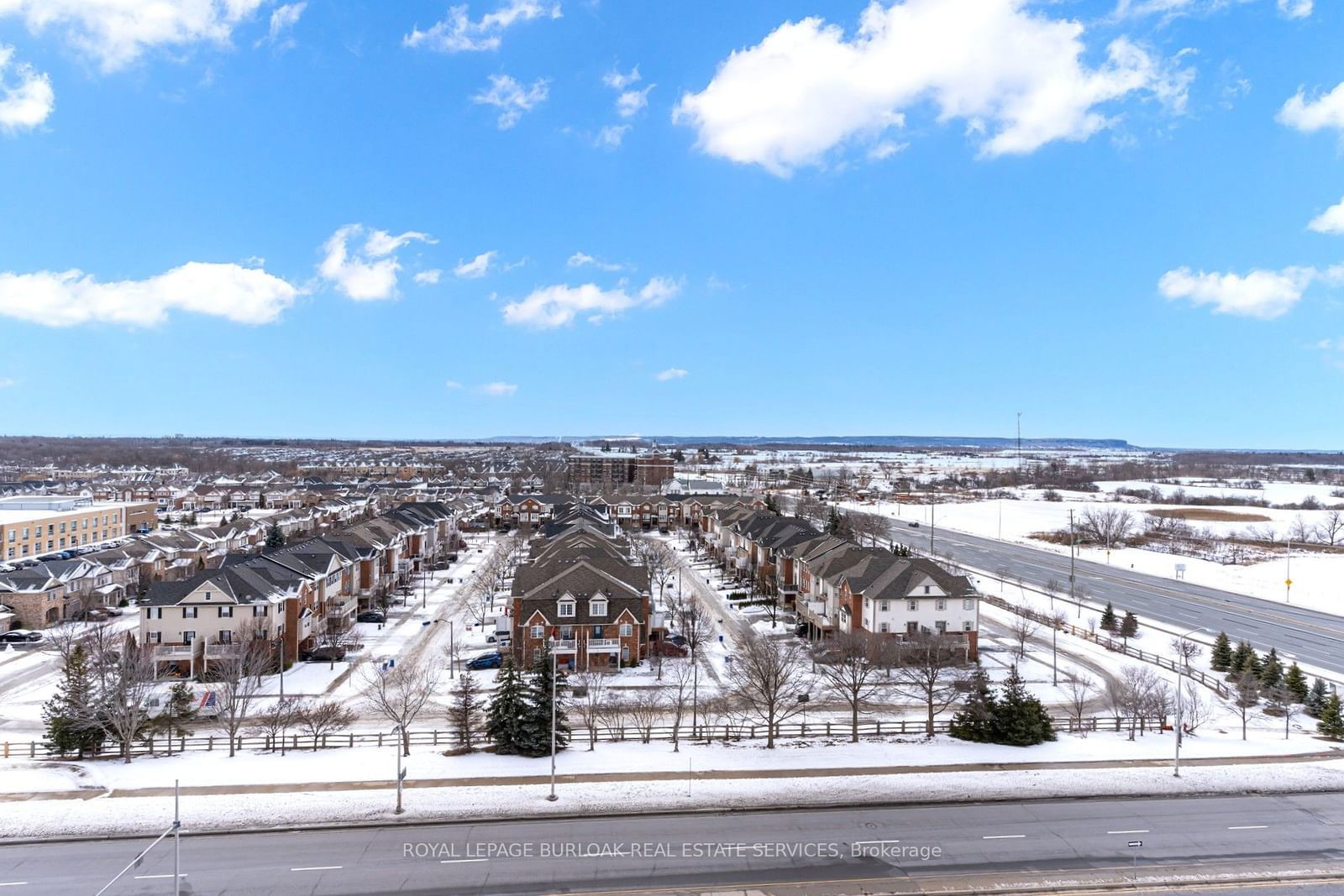 2490 Old Bronte Rd, unit 302 for sale