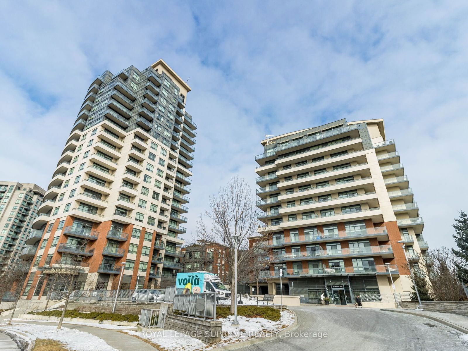 25 Fontenay Crt, unit 607 for sale