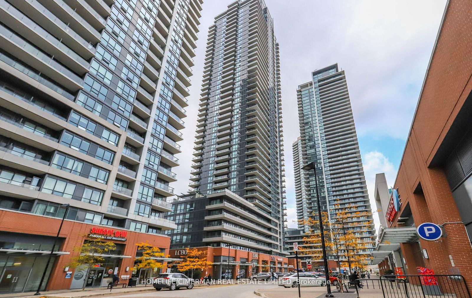 2220 Lake Shore Blvd W, unit 714 for rent