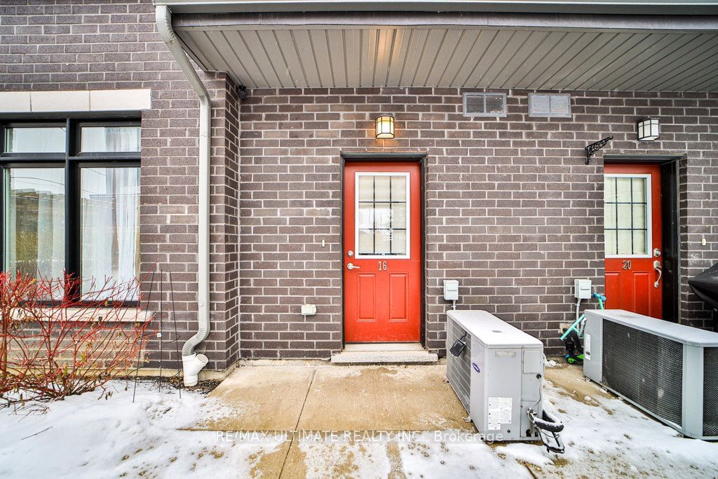 630 Rogers Rd, unit 16 for sale