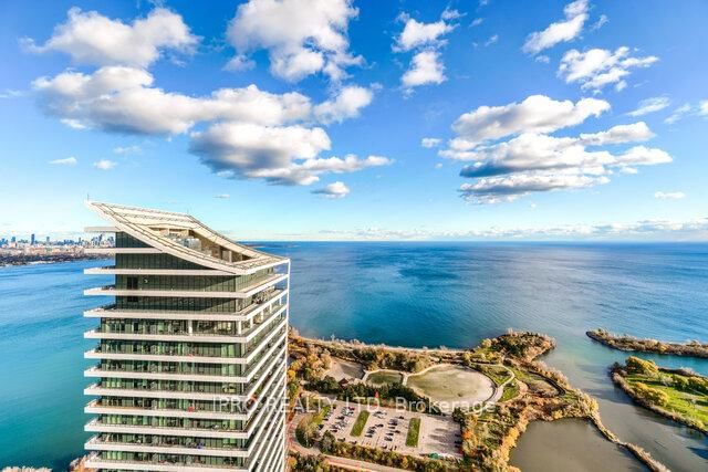 30 Shore Breeze Dr, unit 2221 for sale