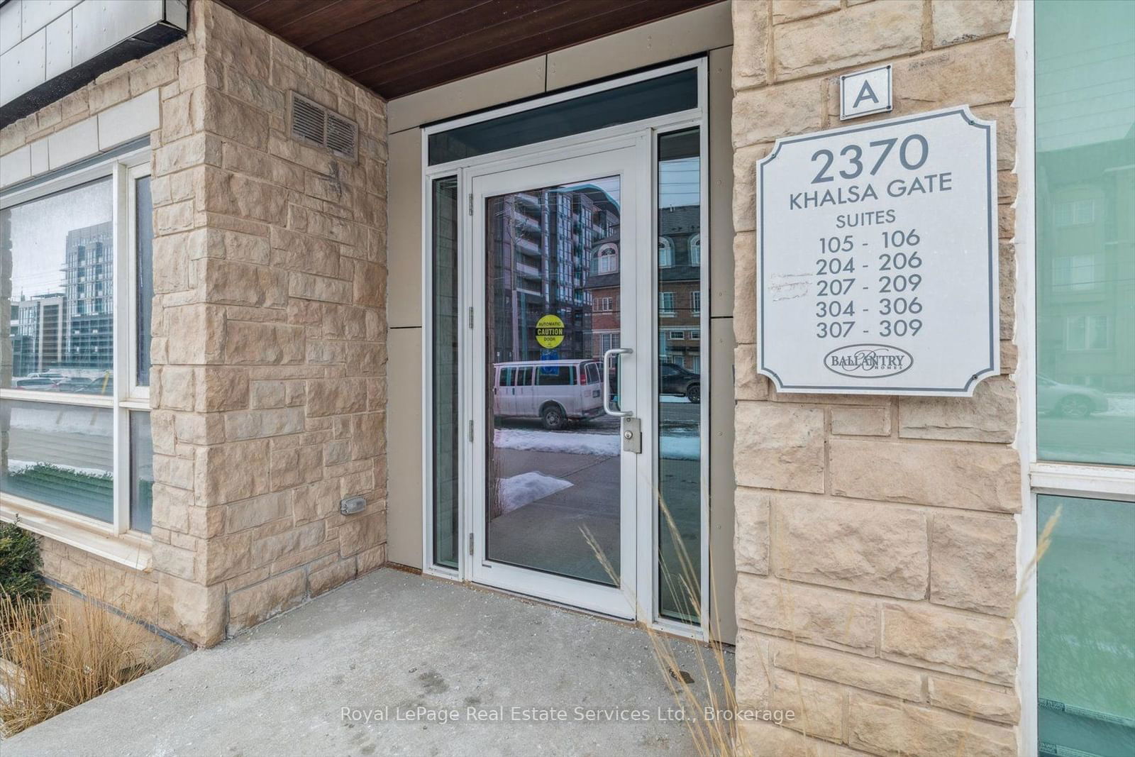 2370 Khalsa Gate, unit 207 for sale