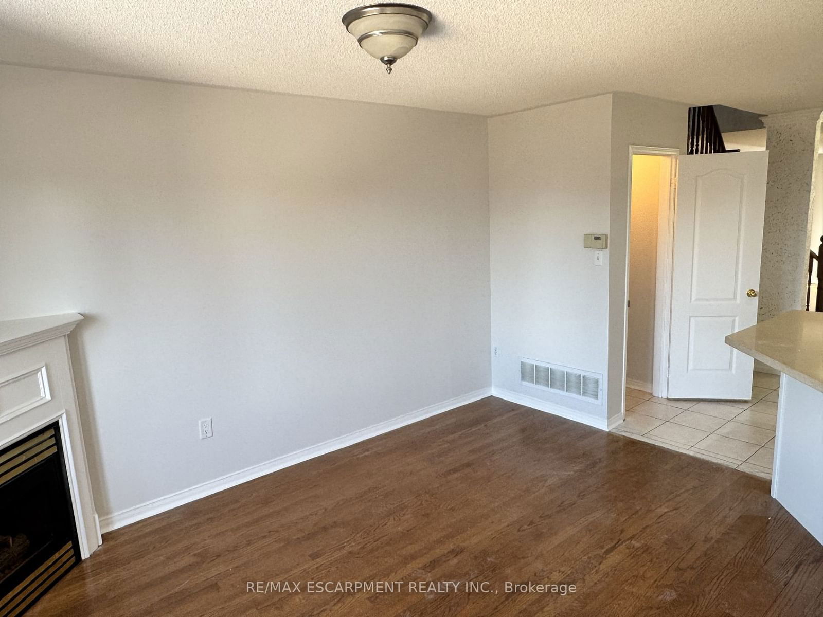 1575 South Parade Crt, unit 23 for rent