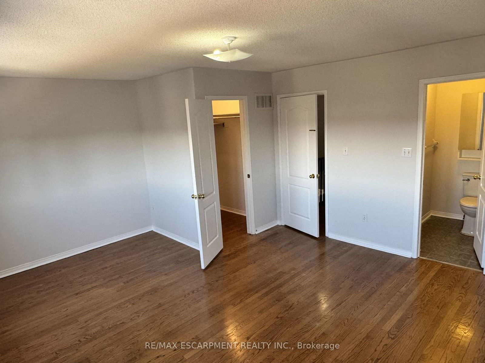 1575 South Parade Crt, unit 23 for rent