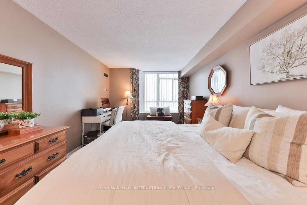 20 Cherrytree Dr, unit 1104 for sale