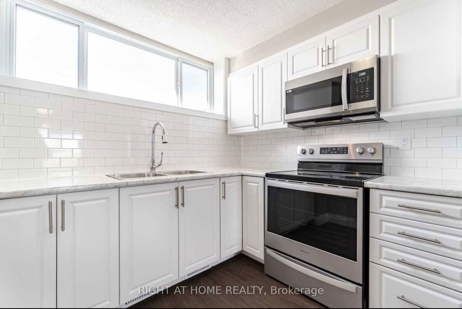 4673 Jane St, unit 621 for sale